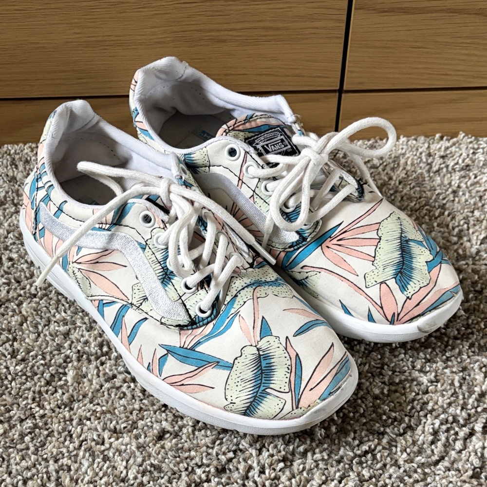 Vans Pastel Leaf Print Sneakers